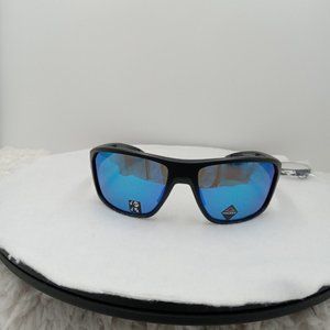 Oakley Sunglasses Split Shot Matte Black Prizm Sapphire Polarized 009416